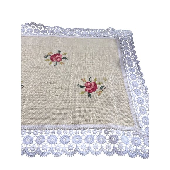 Embroidered lace Yellow white table runner 41.5" L X 17" W SKU 8667 - Picture 5 of 10